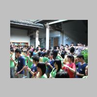 040-Students around teachers.JPG